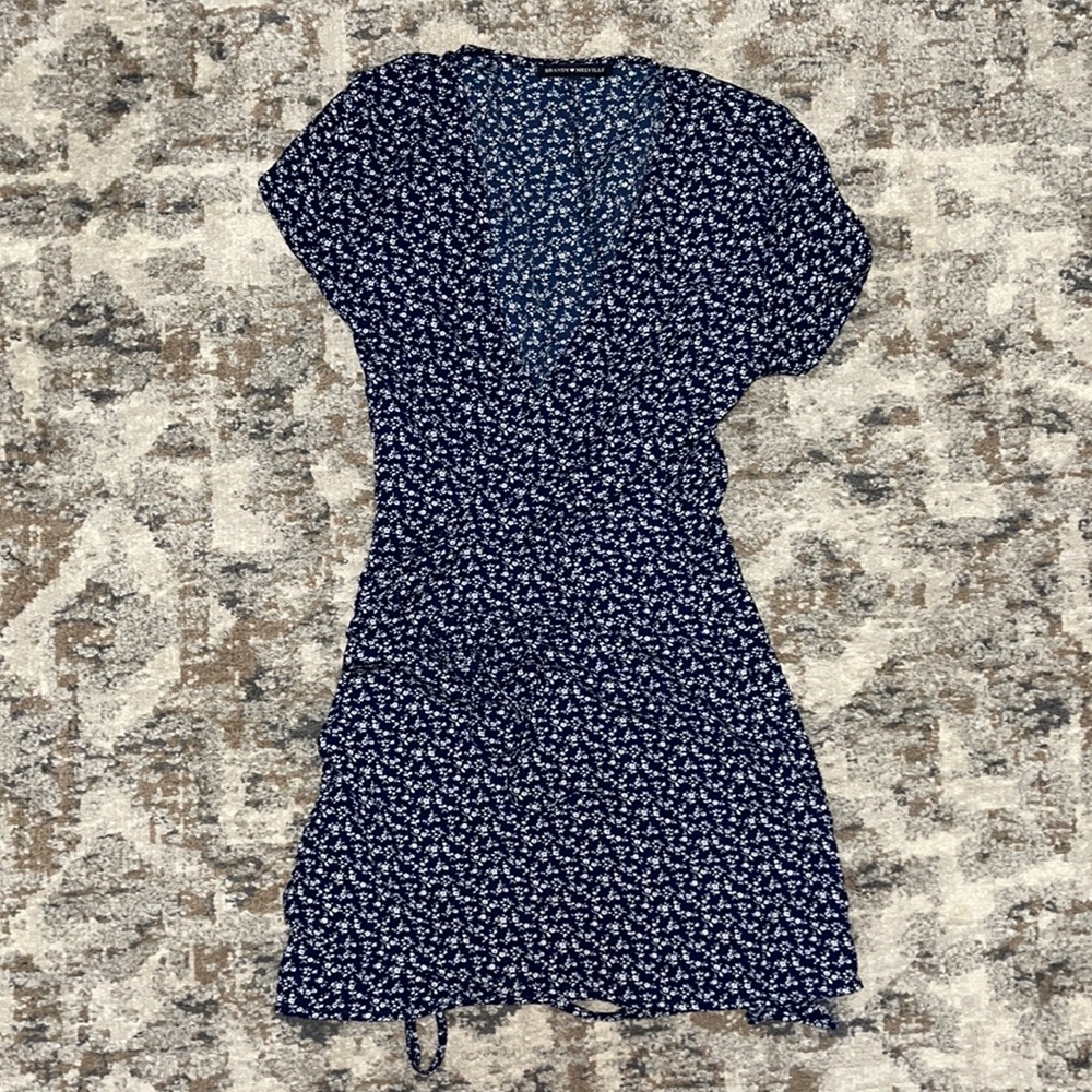 MINI DRESS - Picture 1 of 2